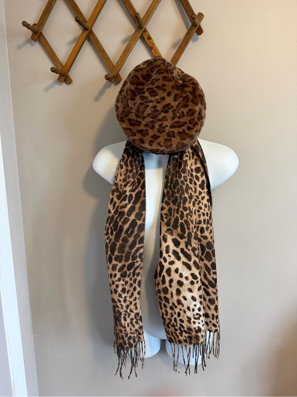 San Diego Hat Co Leopard Faux Fur Beret & Fringe Scarf Set OS